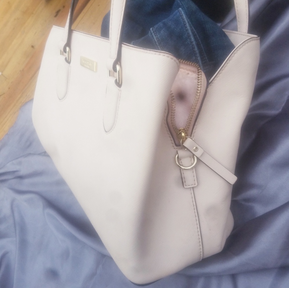 Purse - Picture 4 of 4